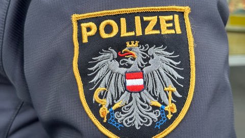 Emblem der österreichischen Polizei. Österreichische Polizei kontrolliert deutschen Raser, der zu schnell auf der Inntalautobahn unterwegs war.  (Foto: dpa Bildfunk, Picture Alliance)